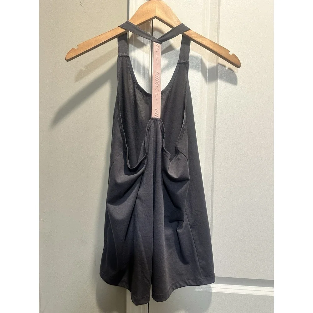 Nike Gray Tank Pink‎ Trim Medium